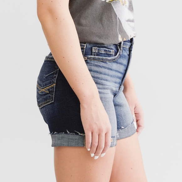 SOLD Sz 12/14 - Buckle BKE Payton Mid Rise Midi Shorts sz 31 NWT - Picture 2 of 7